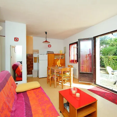Apartment Les Mas De La Garrigue I Et Ii-6 By Interhome Agde